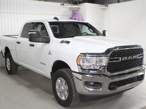 Used 2023 RAM 2500 Big Horn w/ Cold Weather Group AWD/4WD image 1