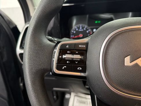 Certified 2023 Kia Sorento LX AWD/4WD image 29