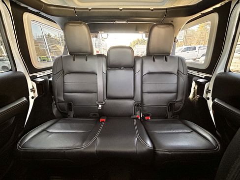 Certified 2023 Jeep Wrangler Sahara w/ Cold Weather Group image 38