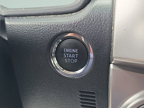 Used 2021 Toyota 4Runner Limited AWD/4WD image 40