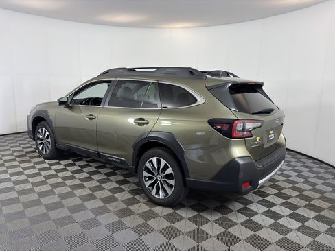 Used 2023 Subaru Outback Limited image 8
