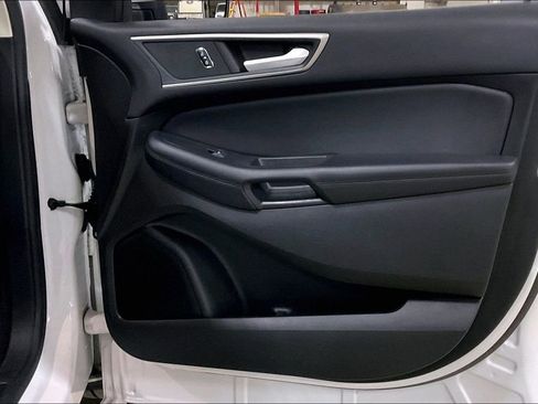 Certified 2024 Ford Edge SEL image 22