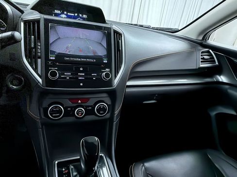 Used 2018 Subaru Crosstrek 2.0i Limited image 17