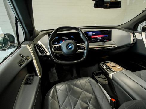 Used 2024 BMW iX M60 w/ Luxury Package AWD/4WD image 21