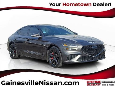 Used 2022 Genesis G70 3.3T image 1