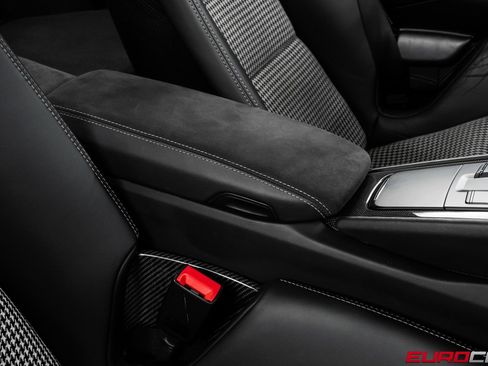 Used 2018 Porsche 911 GT2 RS image 45