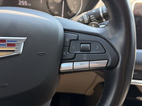 Used 2023 Cadillac XT4 Luxury FWD image 20