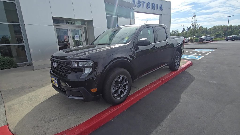 Used 2026 Ford Maverick XLT w/ Equipment Group 301A AWD/4WD image 8