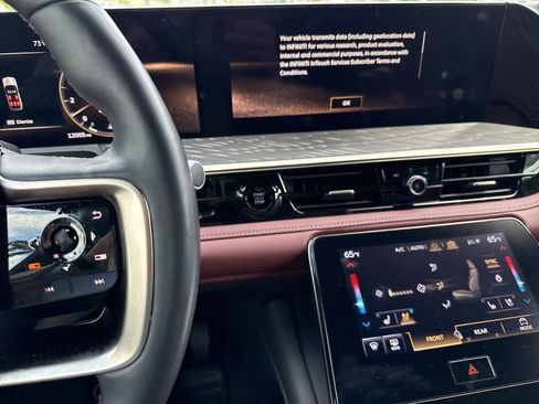 Used 2025 INFINITI QX80 Autograph image 4