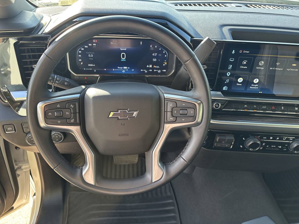 Certified 2026 Chevrolet Silverado 1500 RST AWD/4WD image 15