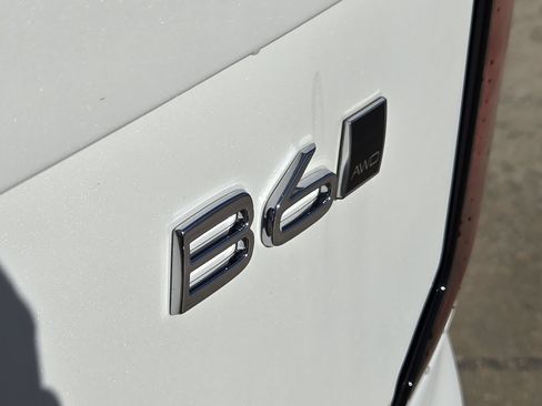 New 2026 Volvo XC90 B6 Ultra image 14