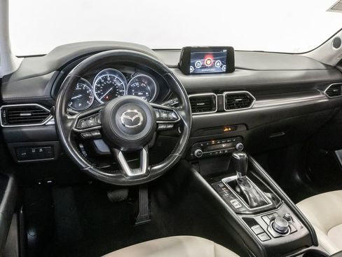 Used 2020 MAZDA CX-5 Touring FWD image 7