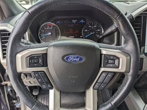 Used 2022 Ford F250 Lariat w/ Black Appearance Package AWD/4WD image 33