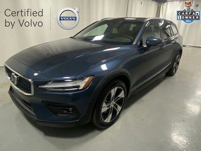 Certified 2025 Volvo V60 B5 Cross Country Plus