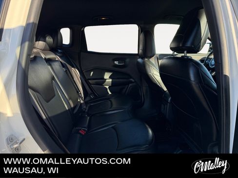 Used 2021 Jeep Compass Latitude w/ Driver Assistance Group image 13