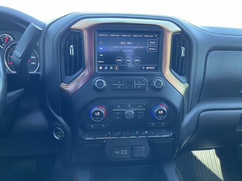 Used 2020 Chevrolet Silverado 1500 RST w/ Texas Edition image 24