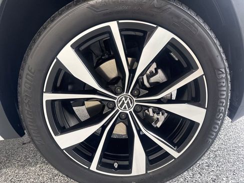 New 2026 Volkswagen Atlas SEL Premium R-Line image 7