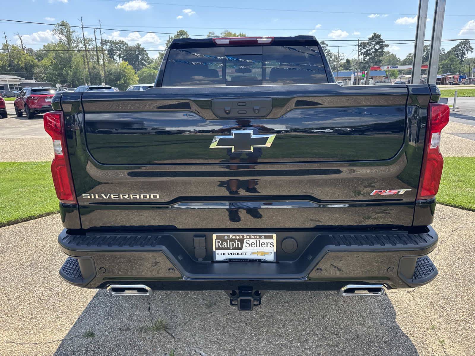 New 2026 Chevrolet Silverado 1500 RST w/ RST All Star Premium Package AWD/4WD image 5