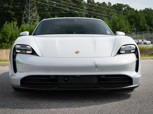 Used 2023 Porsche Taycan RWD image 8