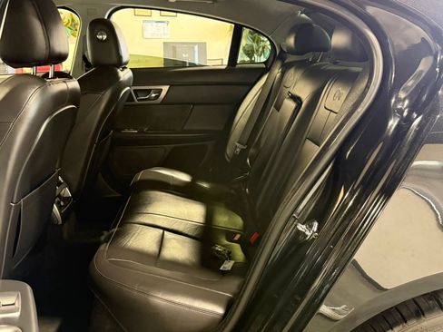 Used 2014 Jaguar XF R RWD image 11