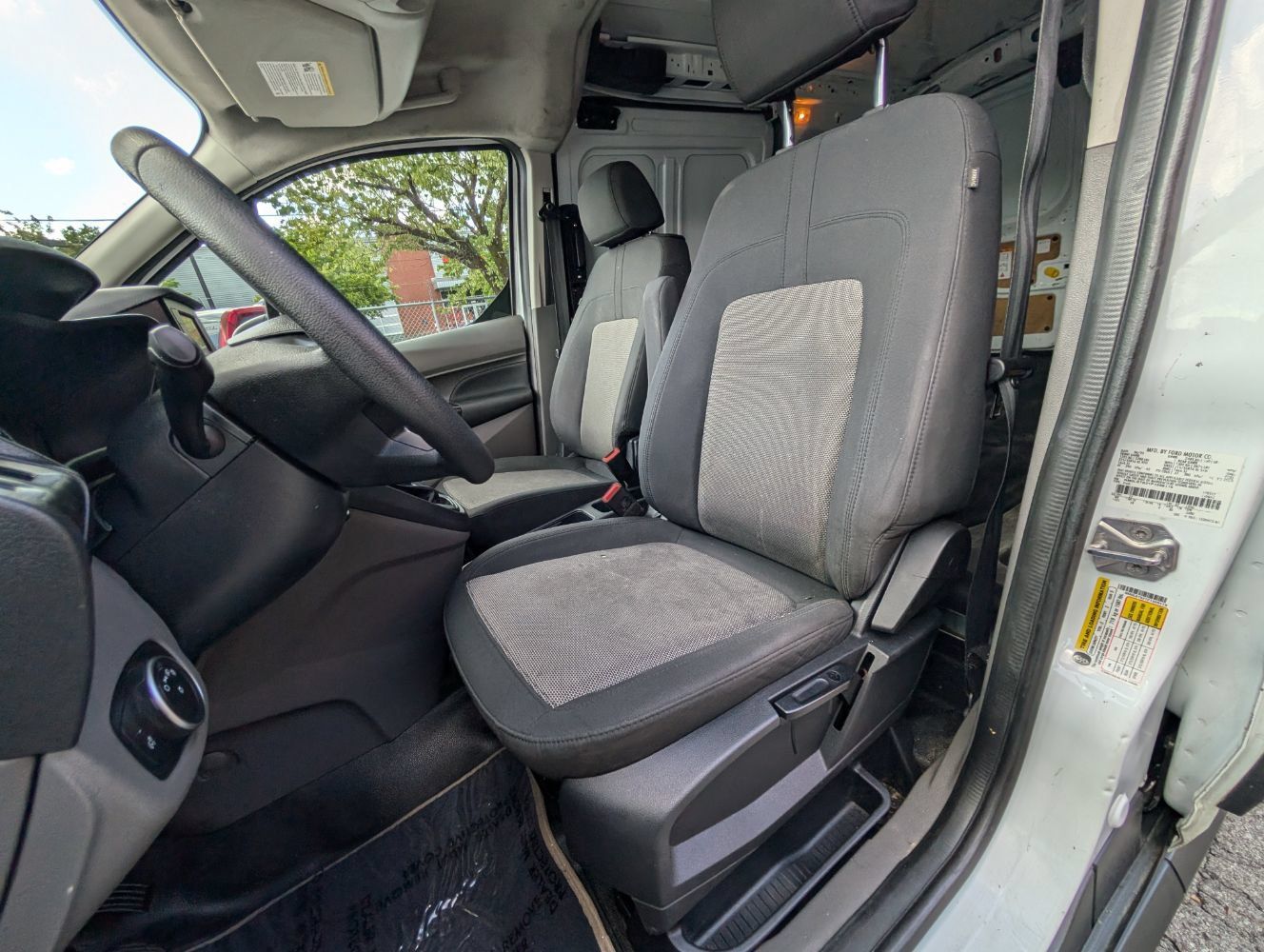 Used 2023 Ford Transit Connect XL FWD image 16