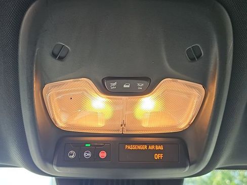 Used 2023 Chevrolet Colorado LT w/ LT Convenience Package AWD/4WD image 20