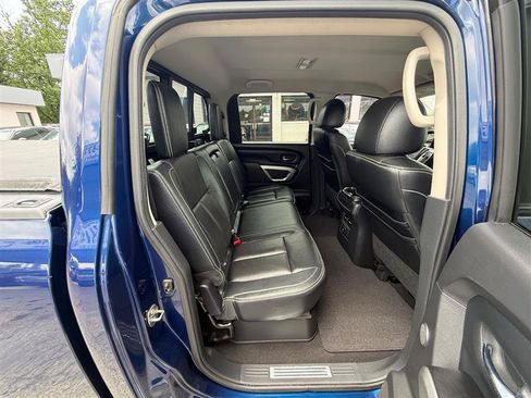 Used 2016 Nissan Titan PRO-4X w/ Pro-4x Convenience Package AWD/4WD image 27