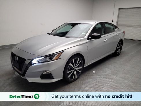 Used 2021 Nissan Altima 2.5 SR image 1