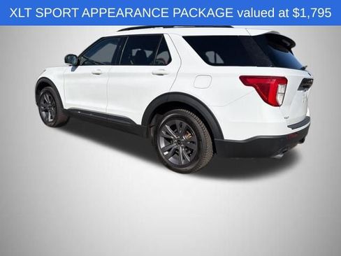 Used 2021 Ford Explorer XLT w/ Equipment Group 202A image 3