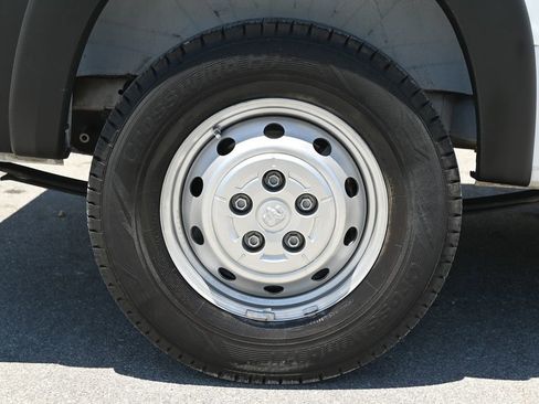 Used 2023 RAM ProMaster 2500 FWD image 9
