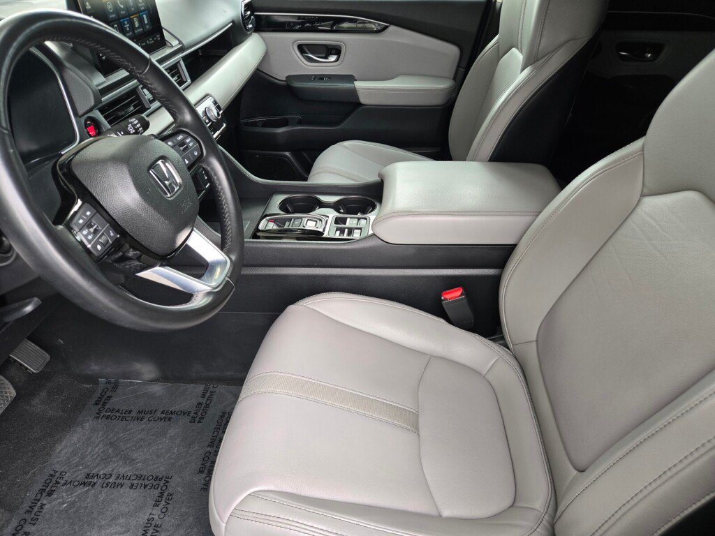 Certified 2025 Honda Pilot EX-L image 20