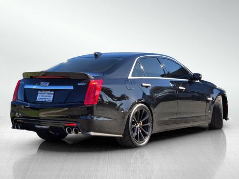Used 2018 Cadillac CTS V w/ Carbon Fiber Package RWD image 4
