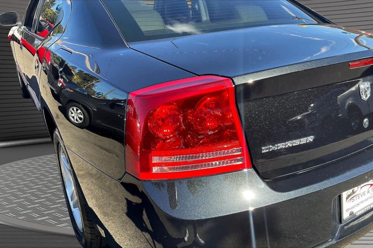 Used 2008 Dodge Charger R/T RWD image 22