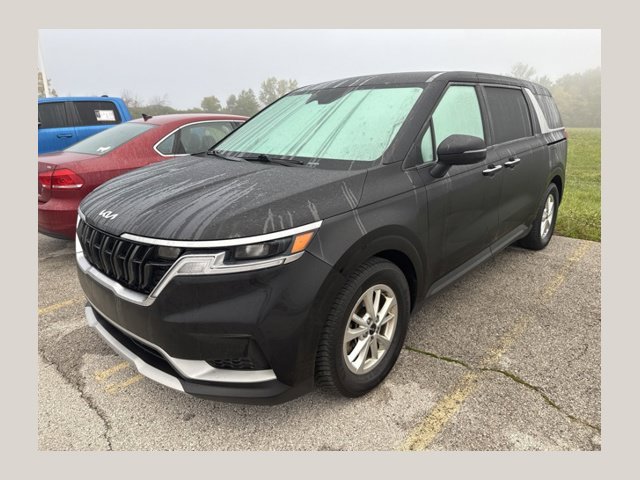 Used 2022 Kia Carnival LX FWD image 1