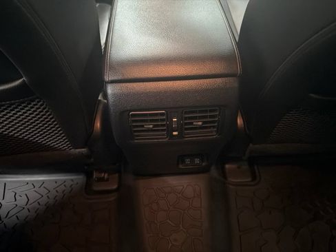 Used 2021 Toyota 4Runner TRD Off-Road Premium w/ Moonroof Package AWD/4WD image 24