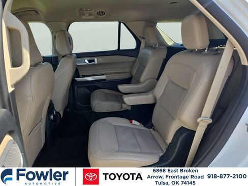 Used 2021 Ford Explorer Limited AWD/4WD image 14