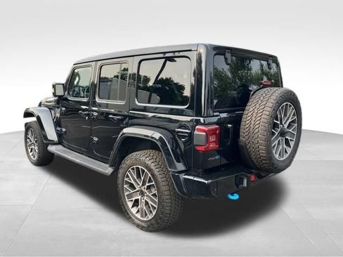 Used 2024 Jeep Wrangler High Altitude AWD/4WD image 9