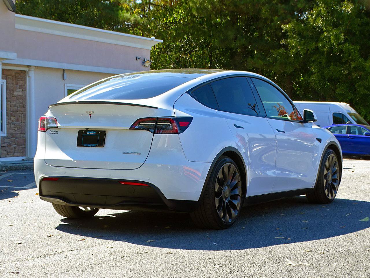 Used 2022 Tesla Model Y Performance AWD/4WD image 11