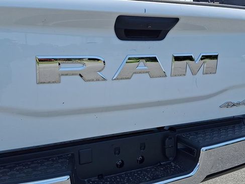 New 2026 RAM 2500 Tradesman AWD/4WD image 17