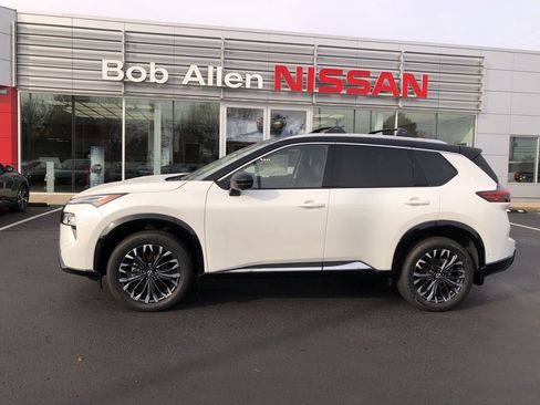 New 2026 Nissan Rogue Platinum w/ Platinum Premium Package image 11