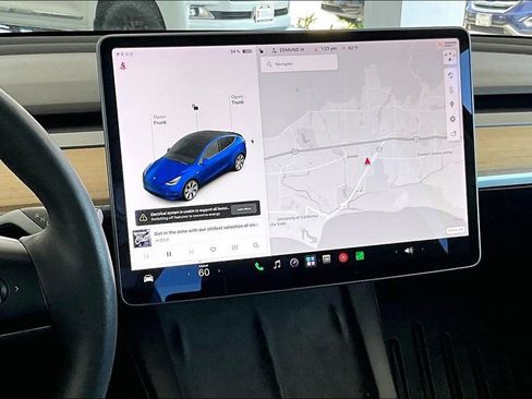 Used 2021 Tesla Model Y Long Range AWD/4WD image 9