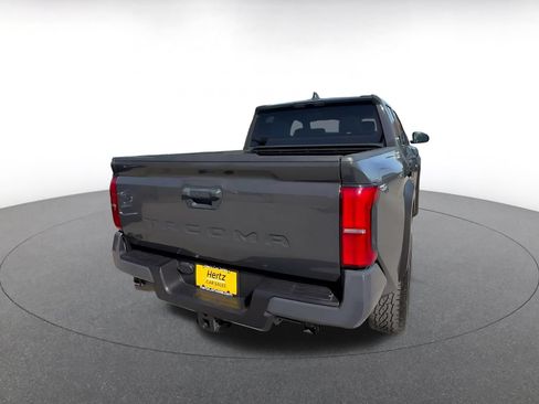 Used 2025 Toyota Tacoma TRD Off-Road AWD/4WD image 13