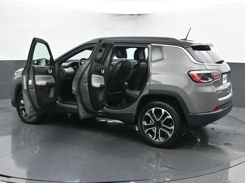 Used 2024 Jeep Compass Limited image 52