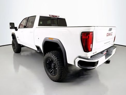 Used 2020 GMC Sierra 2500 AT4 w/ AT4 Premium Package AWD/4WD image 5
