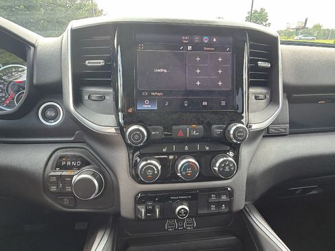 Used 2025 RAM 1500 Big Horn AWD/4WD image 32