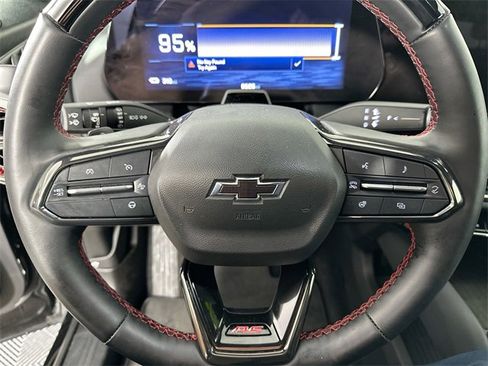 Used 2024 Chevrolet Equinox EV RS image 19