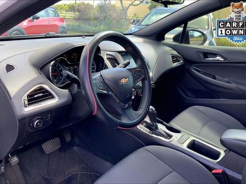 Used 2018 Chevrolet Cruze LT w/ Redline Edition image 13