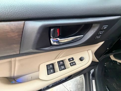 Used 2019 Subaru Outback 2.5i Limited AWD/4WD image 26