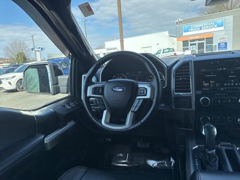 Used 2015 Ford F150 Lariat w/ Equipment Group 502A Luxury image 9