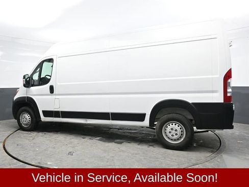 Used 2024 RAM ProMaster 2500 w/ Convenience Group image 4